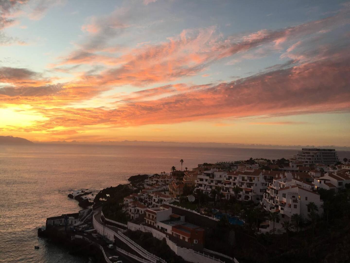 Ocean View Studio Apt By Dream Homes Tenerife Puerto de Santiago  Ngoại thất bức ảnh